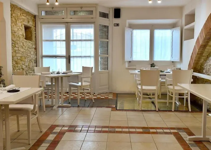 Rosa & 3* Begur